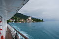 Kastelo Oberhofen kaj Lago de Thun, rigardo de la vaporŝipo Blümlisalp