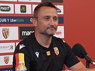 Photo de Franck Haise, entraîneur du RC Lens, en conférence de presse en 2020.