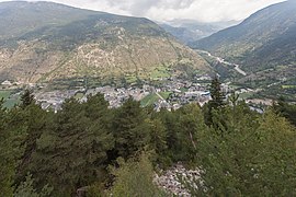Vista desde o paseo de Les Pardines. Encamp. Andorra 123.jpg