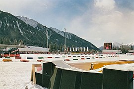 Biathlon WC Antholz 2006 01 Film3 MassenDamen 02 (412751098).jpg