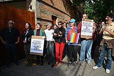 Manifestantes protestam contra e a favor da participação da filósofa Judith Butler no seminário Os Fins da Democracia realizado pelo Sesc Pompéia, em parceria com a Universidade da Califórnia (Rovena Rosa/Agência Brasil)