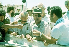 Moshe Dayan (FL45744668).jpg