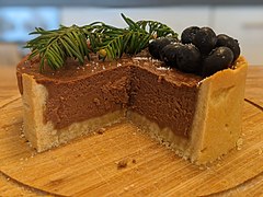 Chocolate cheese tart with blueberries 5.jpg