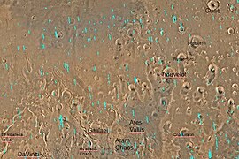 Mapa cuadrangular de Oxia Palus cos nomes dos accidentes xeolóxicos máis importantes. Este cuadrángulo contén moitas áreas colapsadas (Chaos) e moitas antigas canles de desaugue. Ares Vallis está polo centro do bordo inferior da imaxe.