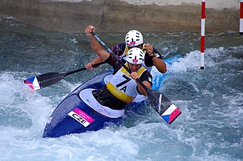 Čeští olympijští medailisté z athénského a pekingského slalomu C2 – Jaroslav Volf s Ondřejem Štěpánkem, v závodu Olympiády 2012