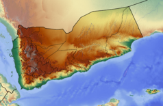 Mapa konturowa Jemenu, blisko prawej krawiędzi na dole znajduje się punkt z opisem „Sokotra”