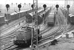Güterbahnhof mit Gleisharfe und Abdrücksignalen in Rostock, 1986