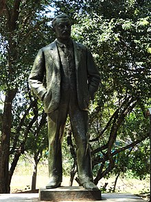 Statue of Cecil Rhodes, formerly located on Jameson Avenue, removed in 1980 and now located in the National Archives Garden.