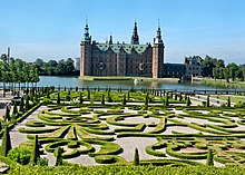 Frederiksborg castle - panoramio (15).jpg