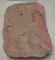 Placa amb esfinx. Segle VI aC de les necròpolis cartagineses a Eivissa.