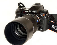 Sony α900 se Sony SAL-135F18Z