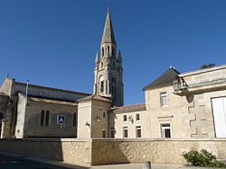 Skyline of Bégadan