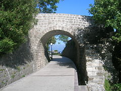 nekadašnji željeznički tunel