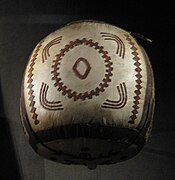 Ballon d'Iñupiaq (1910) provenant de Barrow (Alaska), collection du NMAI.