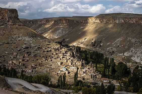 Soğanlı Valleys, Cappadocia User:Munalas