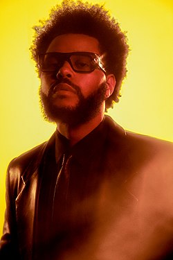 The Weeknd esiintymässä vuonna 2021.