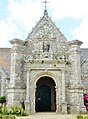 L'église Notre-Dame-de-la-Clarté, le porche sud.