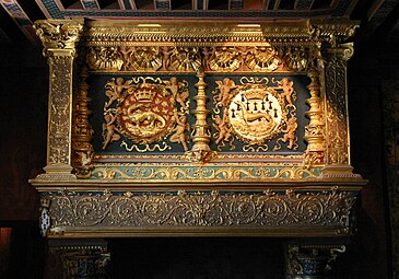 Renaissance putti on an elaborate fireplace with the crests of François I and Claude de France, in the Salle du Roi, Château of Blois, Blois, France, unknown architect, 1515-1524