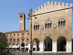 Piazza dei Signori e Palazzo dei Trecent