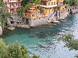 Portofino, fundada en época romana, es un pintoresco pueblo pesquero de la costa noroeste de Italia.