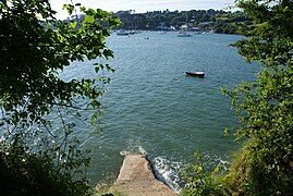 Slipway on the Helford River - geograph.org.uk - 4080264.jpg