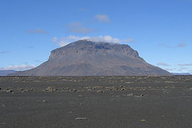Vista del Herðubreið, una tuya en Islandia