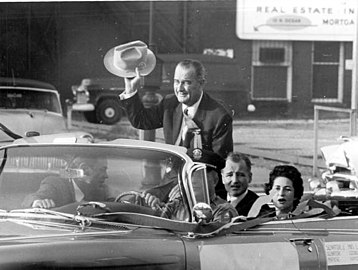 Johnson Kennedy mellett kampányol Jacksonville-ben 1960-ban