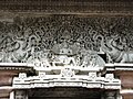 インドの寺院 mandapa の入り口の上にある装飾的まぐさ石。