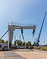 Stavoren. Scheepskraan bij de haven.