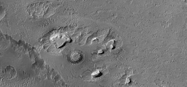 Layered mesas, as seen by HiRISE under HiWish program. Location in Terra Meridiani.