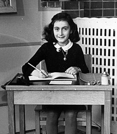 Anne Frank (1940)