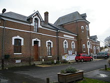 Favières mairie-école.JPG