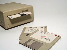 Description de l'image MacWrite and MacDraw floppies.jpg.