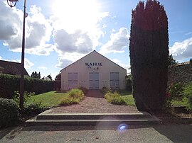 The town hall in Châtenoy