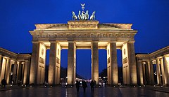 Brandenburgo vartai – vienas iš Berlyno simbolių