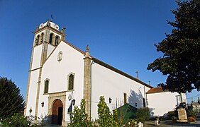 Igreja Matriz de Estarreja - Portugal (31116503564) (cropped).jpg