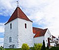 Udby Kirke er et sømærke ved indsejlingen til Randers Fjord