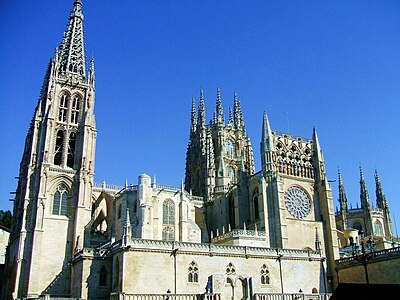 Lado meridional, desde la Plaza de San Fernando