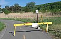 Barrière sur la piste cyclable d'Oka en temps de pandémie de Covid-19 au Québec