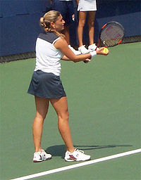 Elena Tatarkova Serving