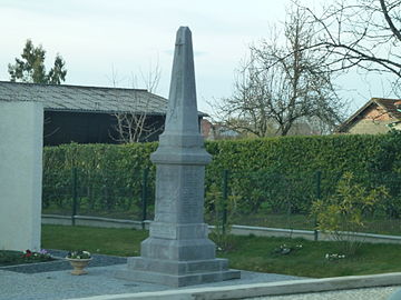 Le monument aux morts.