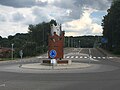 Cramignonmonument op de rotonde voor de Maasbrug