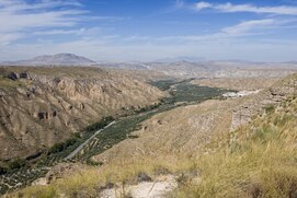 IAPH-Paisaje megalítico del Valle del Río Gor-70 0114389.tif