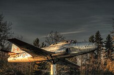 Літак-пам’ятник Canadair CT-133 Silver Star у Мілленіум-парку