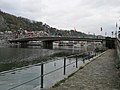 Pont Charles de Gaulle à Dinant, prise en aval sur la rive gauche