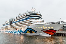 AIDAmar in Hamburg