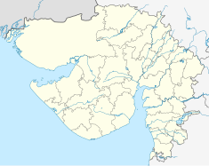 सरदारसरोवरजलबन्धः is located in Gujarat