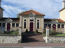 Leoville mairie.JPG