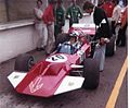 John Surtees TS7:n ohjaamossa vuoden 1970 Britannian GP:n debyytissä