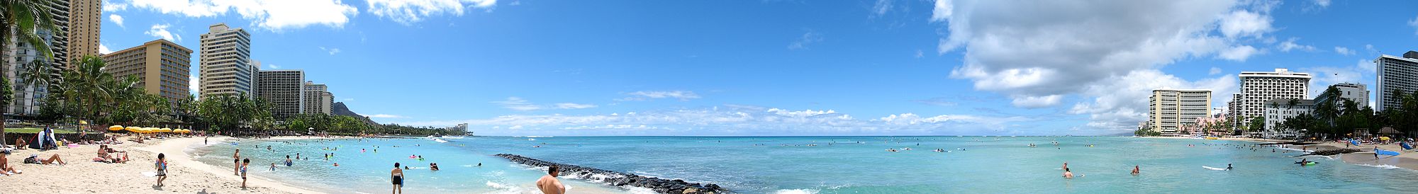 Panoramatická fotografia Waikiki Beach